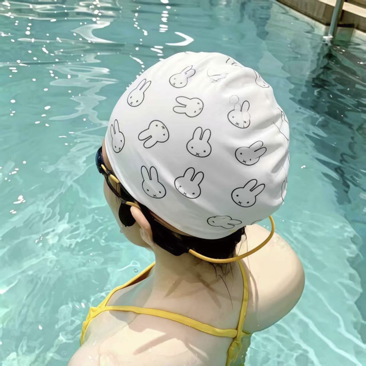 Cute Miffy Girls Swimming Cap  - Swim Cap Silicone 评论和价格