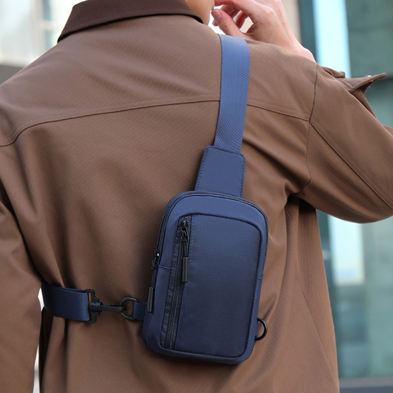 New Sports Chest Bag Men's Sma - Sports Equipment Storage 评论和价格