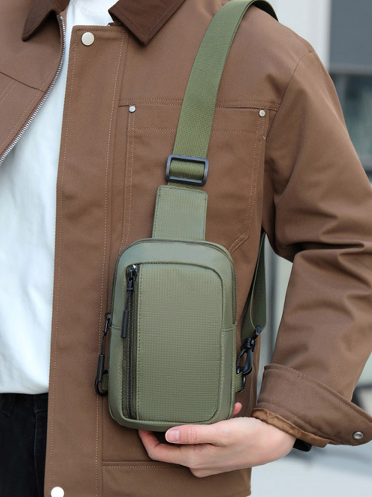 New Sports Chest Bag Men's Sma - Sports Equipment Storage 评论和价格
